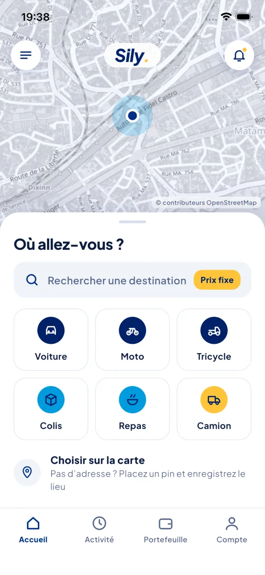 Écran d'accueil de l'app Sily : carte de Conakry et choix du service (voiture, moto, tricycle, colis, repas, camion)